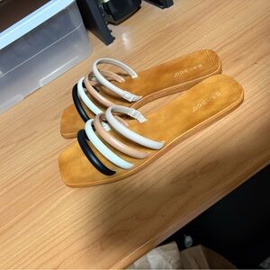 BAMBOO Tan and Black Sandals Slide